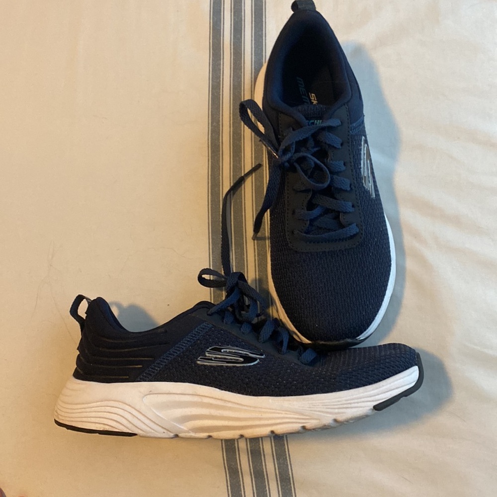 Sketchers Memory Foam Shoes